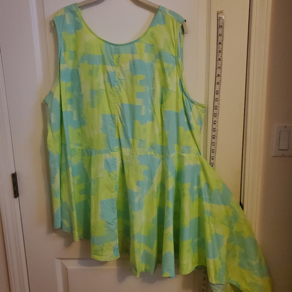 Lane Bryant asymmetrical Summer sleeveless top side zip size 26
